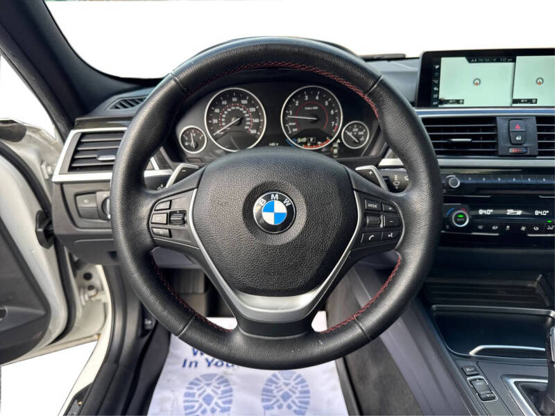 2017 BMW 3 Series 330i xDrive