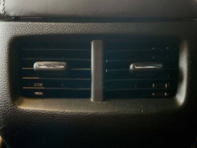 2018 Dodge Challenger SXT Plus