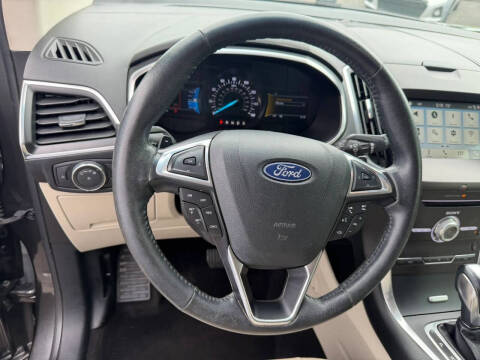 2018 Ford Edge Titanium