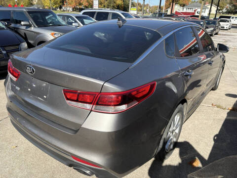 2017 Kia Optima LX