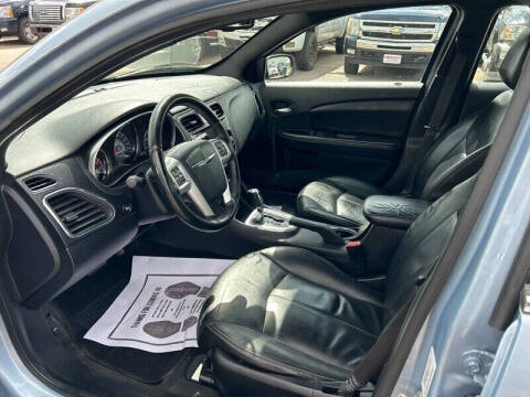 2012 Chrysler 200 Limited