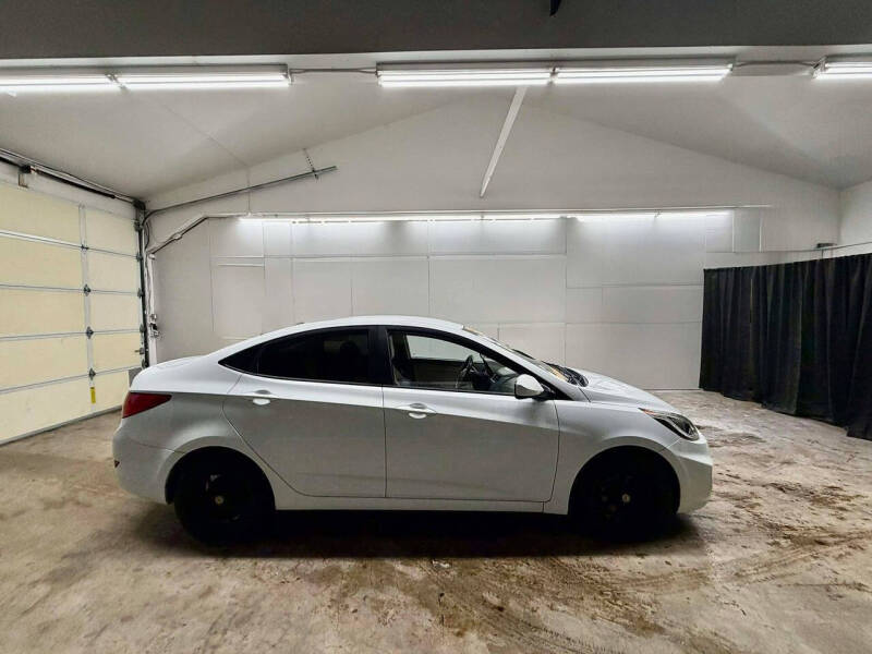 2014 Hyundai Accent GLS