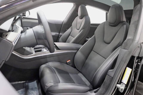 2023 Tesla Model S Plaid