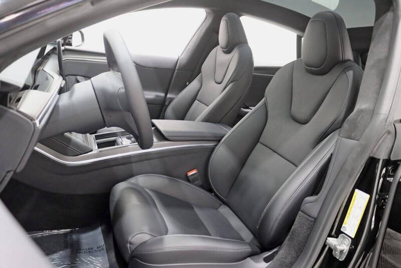 2023 Tesla Model S Plaid