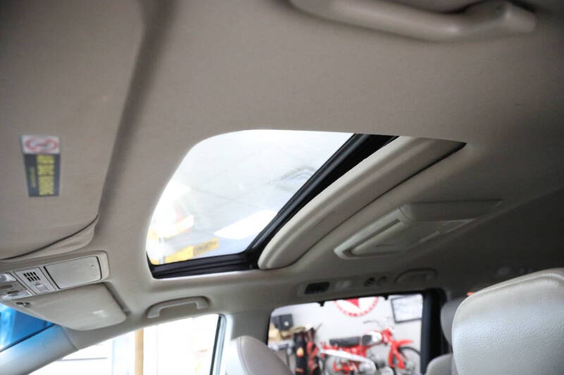 2011 Honda Odyssey EX-L w/DVD