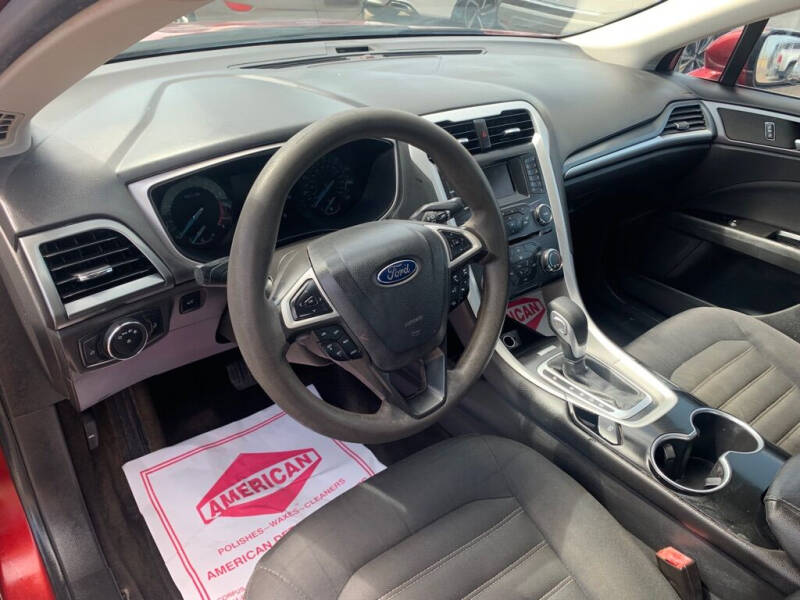 2015 Ford Fusion SE