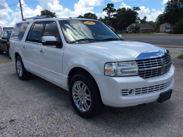 2010 Lincoln Navigator L for sale at SPRINGTIME MOTORS in Huntsville, TX