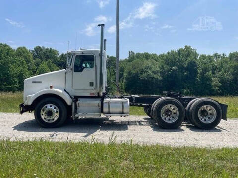 2004 Kenworth T800