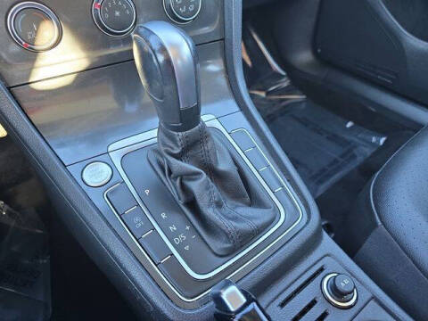 2020 Volkswagen Golf TSI