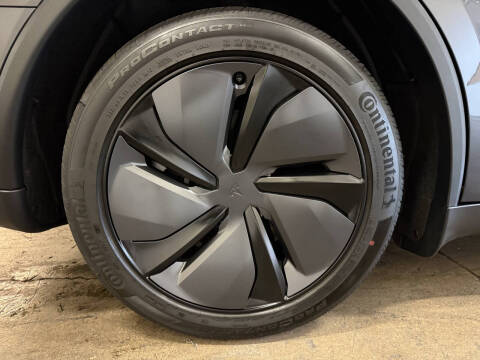 2026 Tesla Model Y Long Range