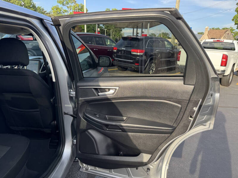 2021 Ford Edge SEL