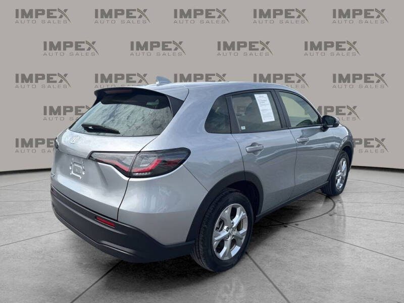 2025 Honda HR-V LX