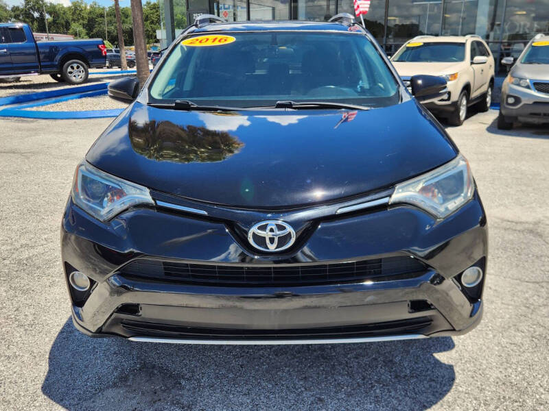 2016 Toyota RAV4 XLE