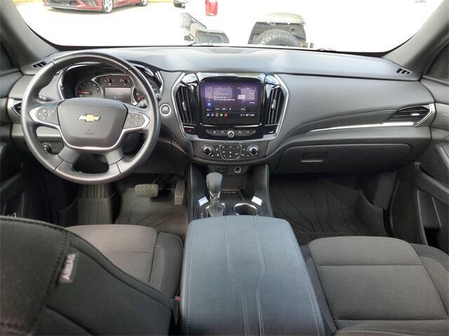 2022 Chevrolet Traverse for sale at Bowman Auto Center in Clarkston, MI