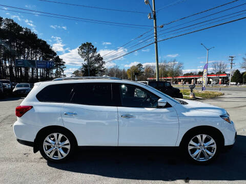 2018 Nissan Pathfinder SL