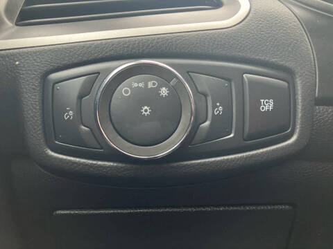 2022 Ford Edge SE