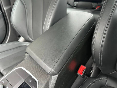 2023 BMW 3 Series 330i