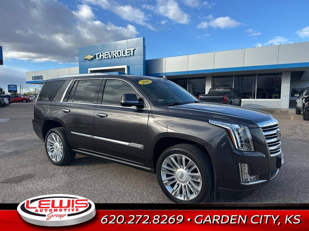 2016 Cadillac Escalade for sale at Lewis Chevrolet of Garden City in Garden City, KS