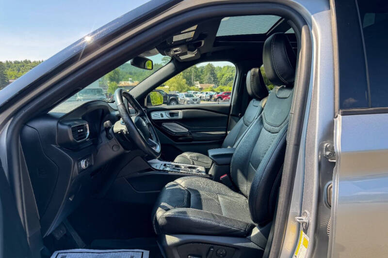 2021 Ford Explorer ST