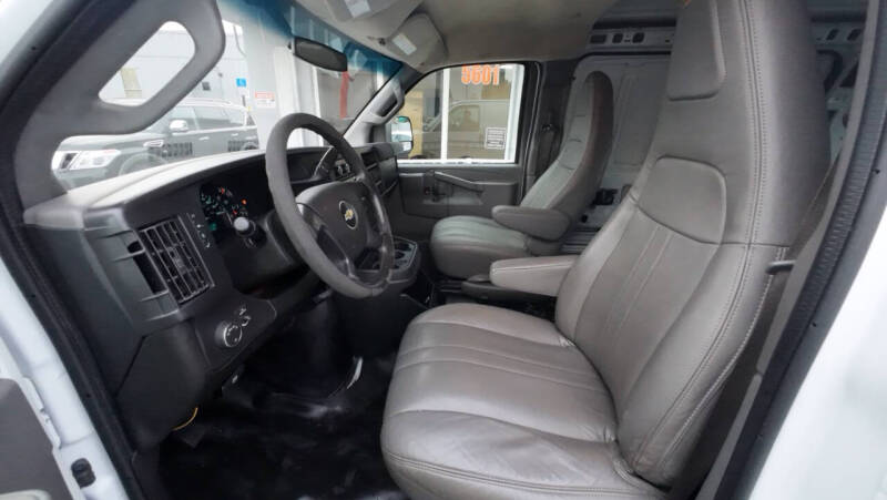 2016 Chevrolet Express 2500