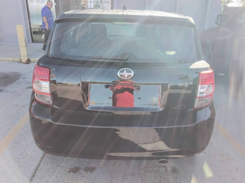 2010 Scion xD