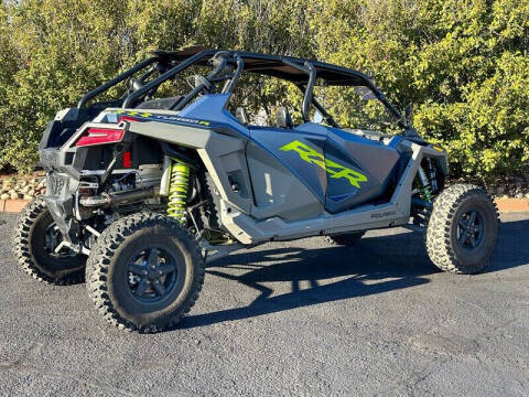 2022 Polaris Razor