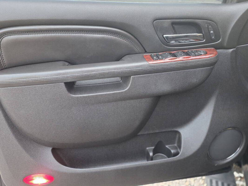 2012 Cadillac Escalade ESV Luxury