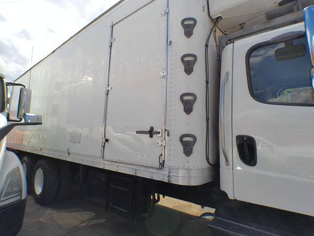 2017 Freightliner M2 106