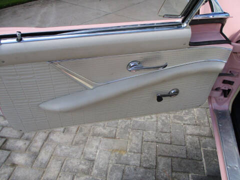 1957 Ford Thunderbird