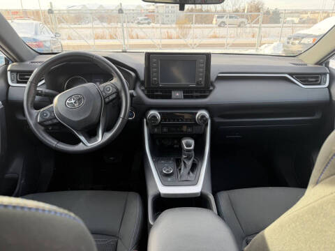 2022 Toyota RAV4 Hybrid SE