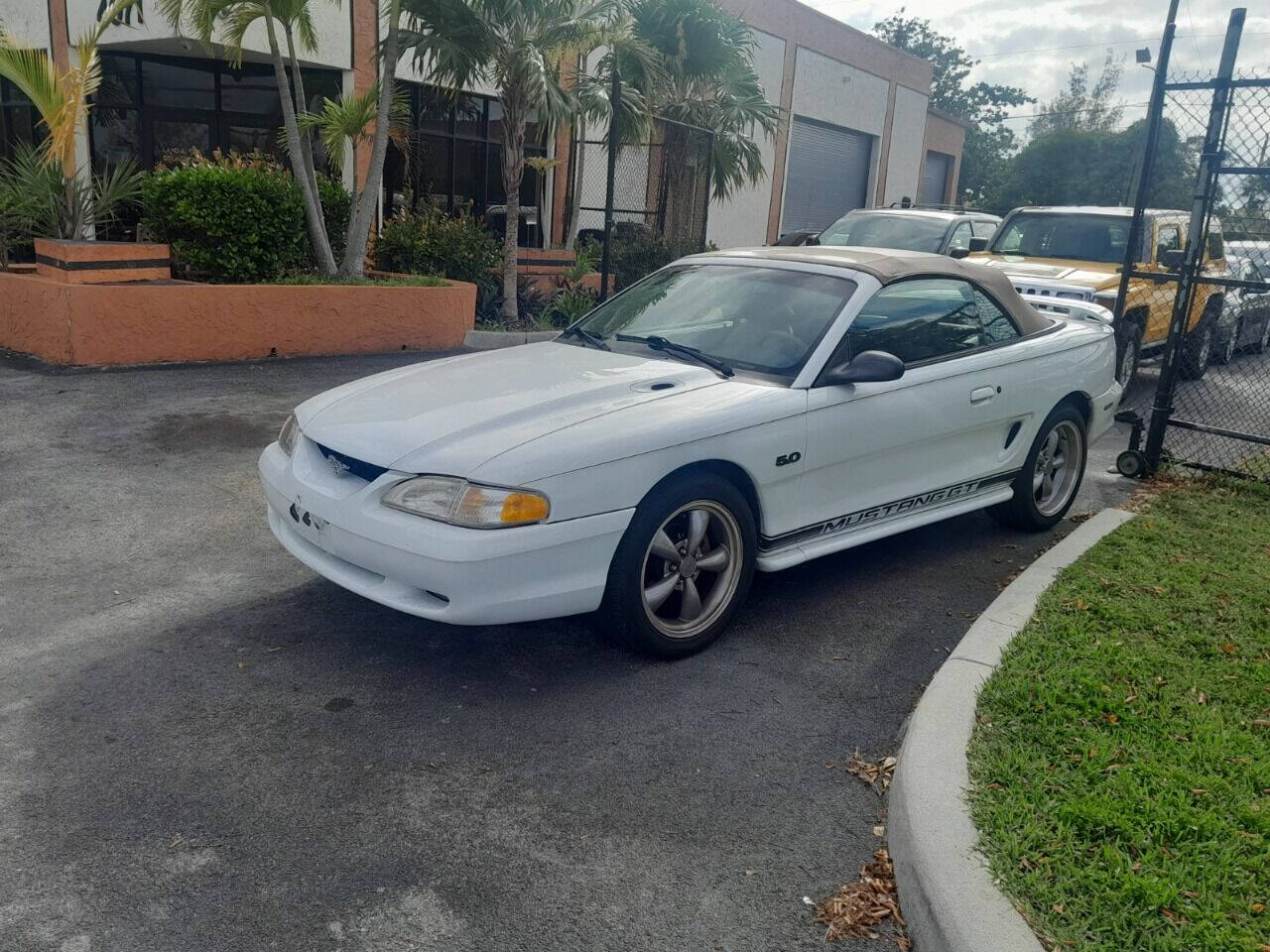 1995 Ford Mustang  - $6,950