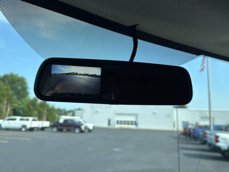 2025 Chevrolet Express 2500