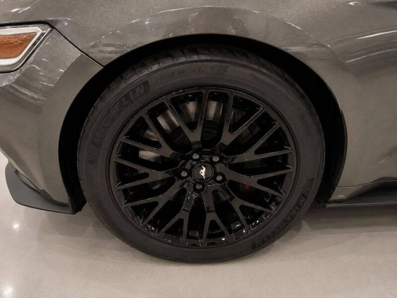 2017 Ford Mustang