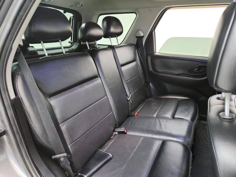 2005 Ford Escape Limited