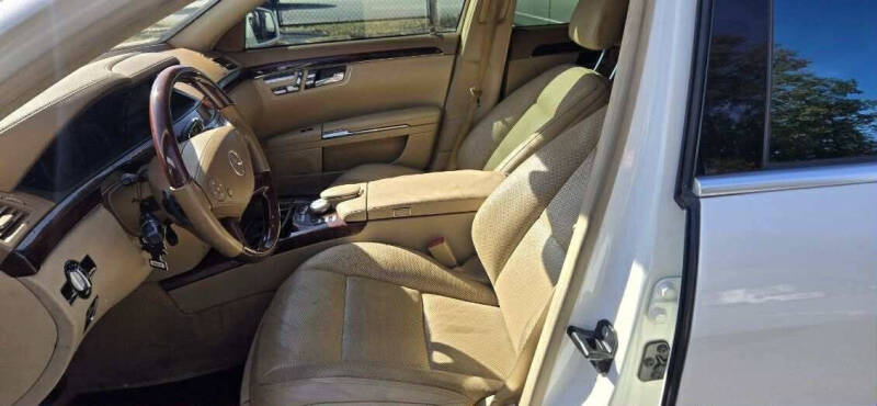 2011 Mercedes-Benz S-Class S 550