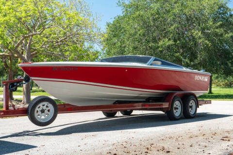1994 Donzi Marine Classic 22