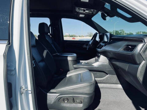 2022 Chevrolet Suburban LT