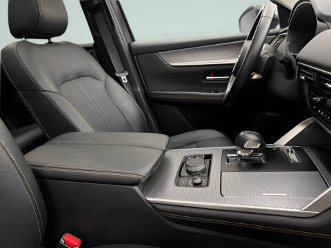 2024 Mazda CX-90 Plug-in Hybrid Premium