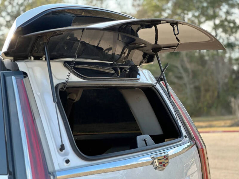 2020 Cadillac Escalade ESV Premium Luxury