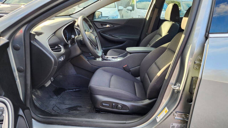 2024 Chevrolet Malibu LT