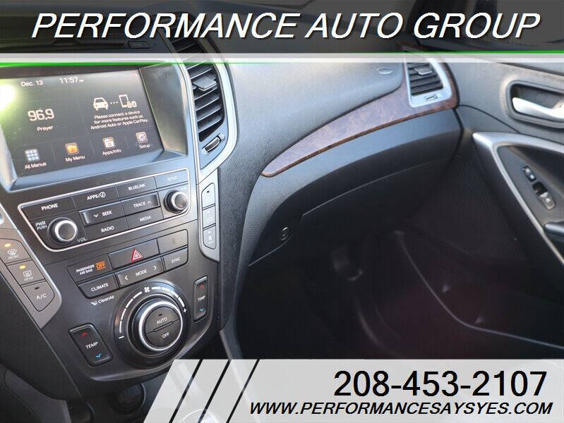 2017 Hyundai Santa Fe Limited