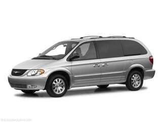 2001 Chrysler Town and Country for sale at CAR MART in Union City TN
