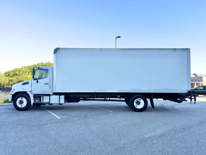 2019 Hino 338