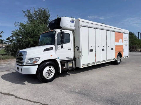 2012 Hino 338