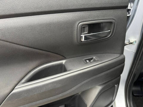 2016 Mitsubishi Outlander ES