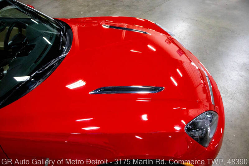 2009 Saturn SKY Red Line