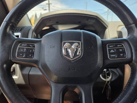 2015 RAM 1500 SLT