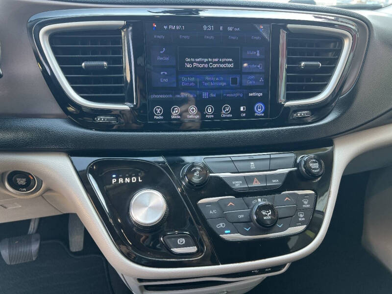2017 Chrysler Pacifica Touring