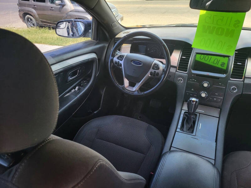 2016 Ford Taurus SEL