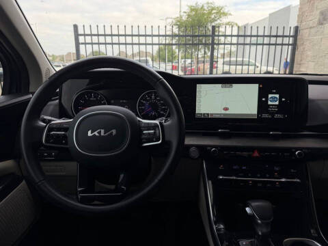 2024 Kia Carnival EX